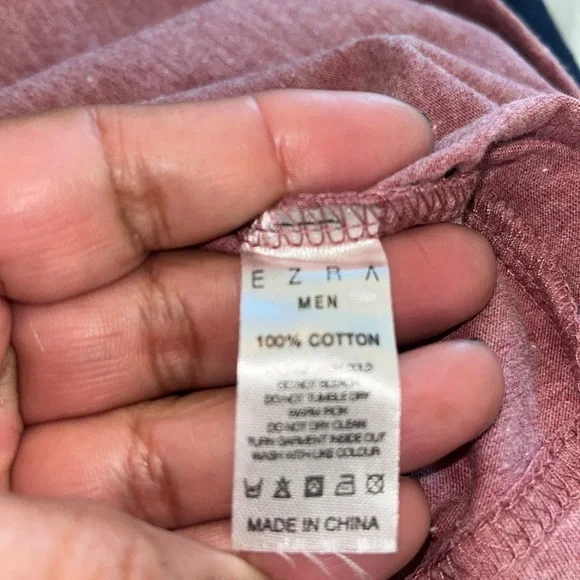 Ezra mens baseball henley size XL.  Excellent Condition.  Blue and dusty rose. - Picture 6 of 6